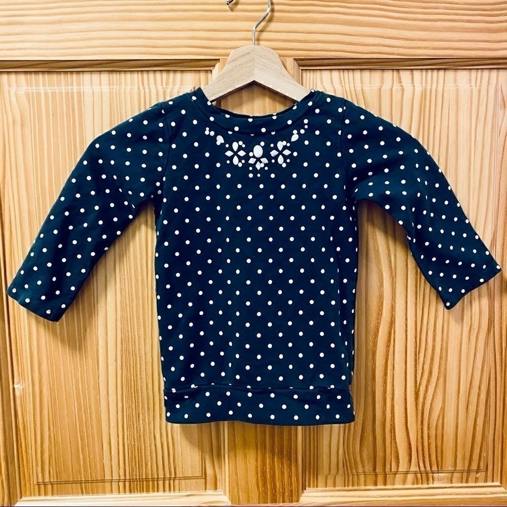 NWOT Carter's grey long sleeve dot sweatshirt 3T